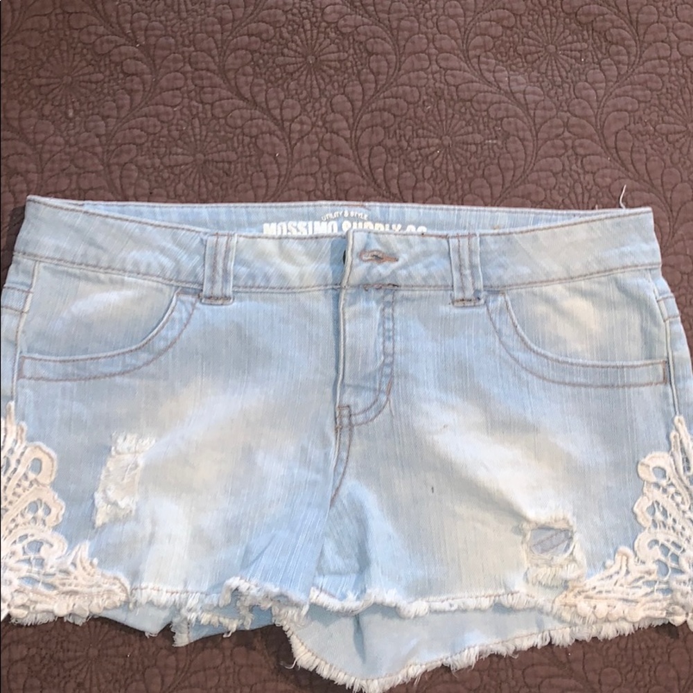 Jean Shorts with lace detail